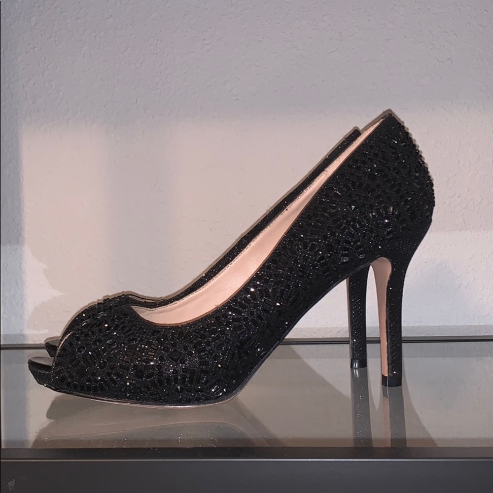 Lauren Lorraine Paula 3 Peep Toe Pumps